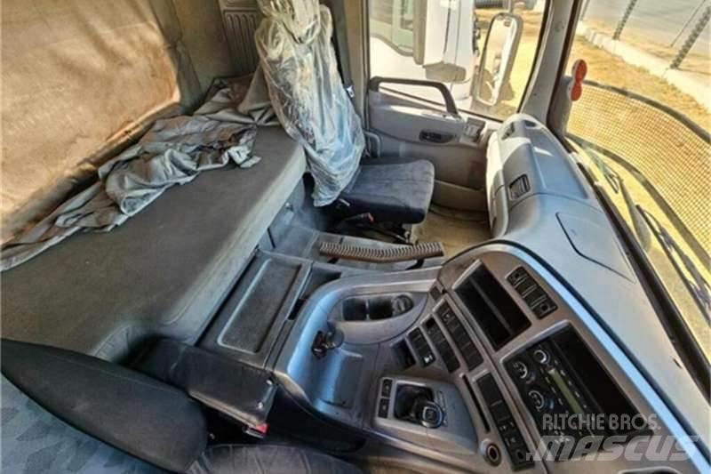 UD TRUCKS QUON Kita