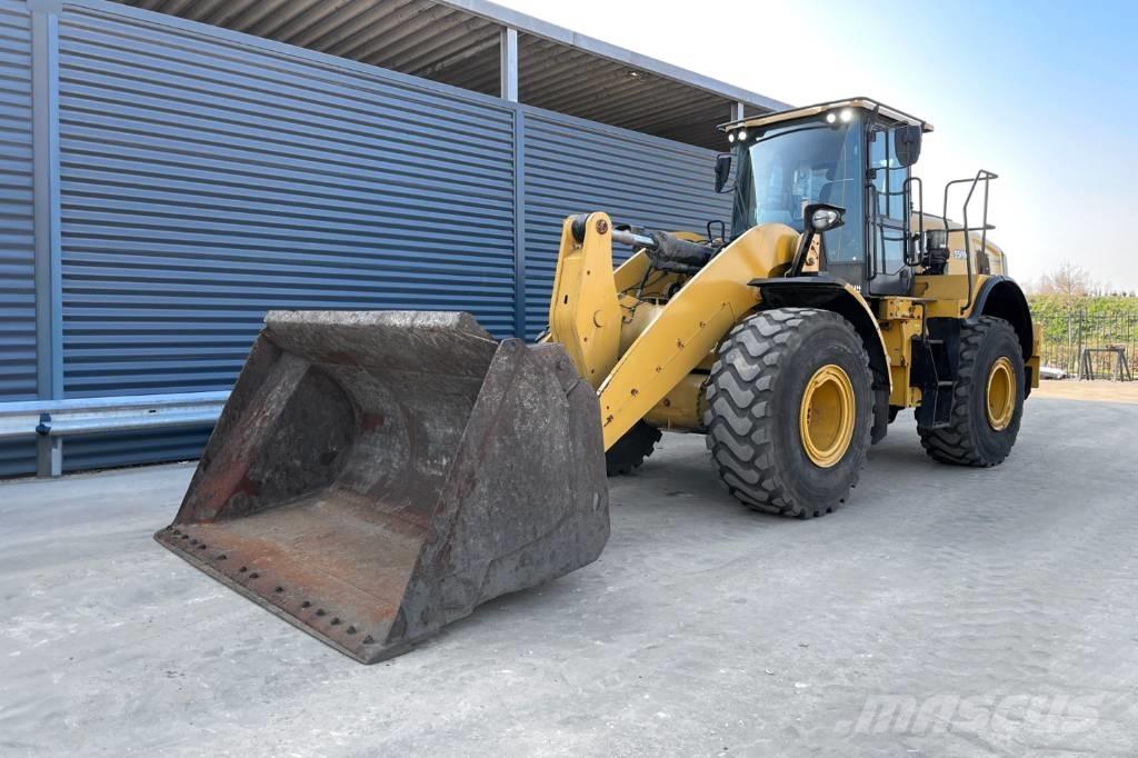 CAT 950M Naudoti ratiniai krautuvai