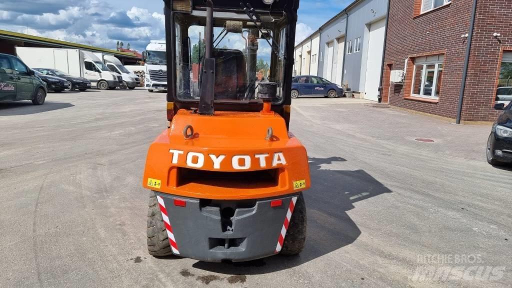 Toyota FD 55 Dyzeliniai krautuvai
