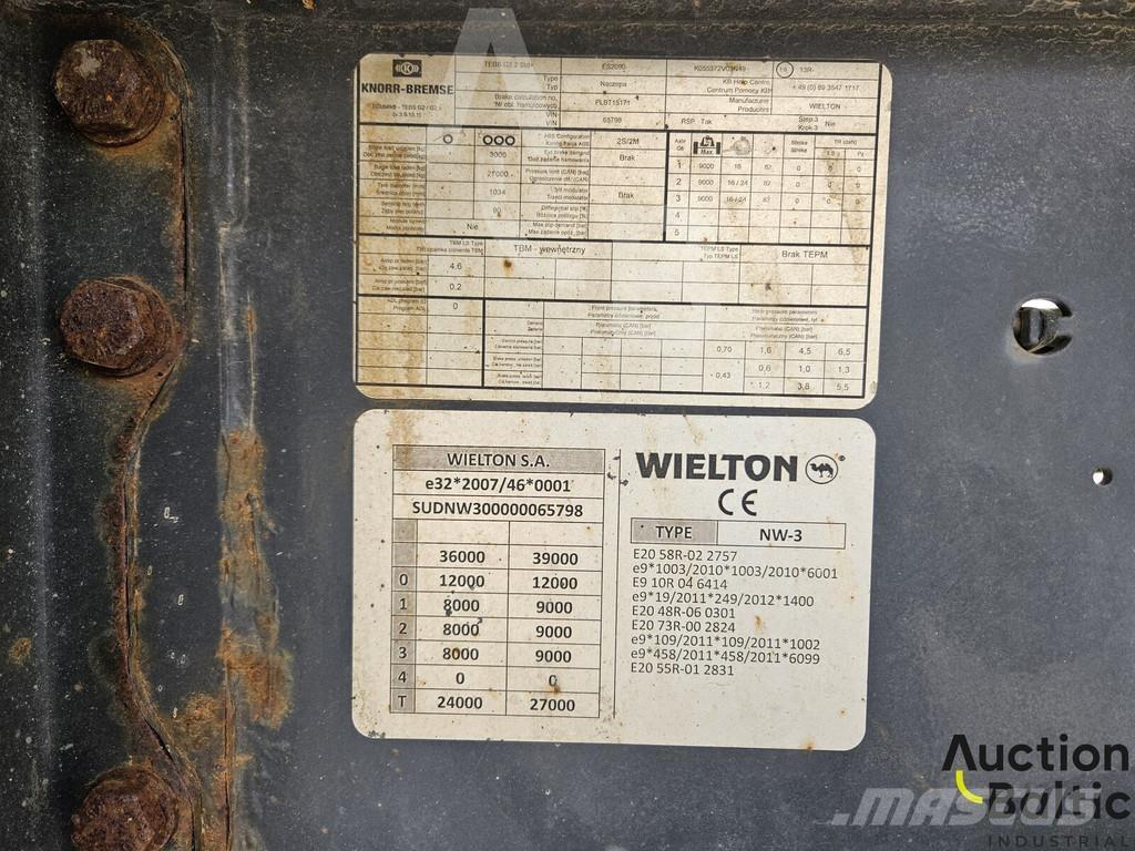 Wielton NW-3 Tentinės puspriekabės