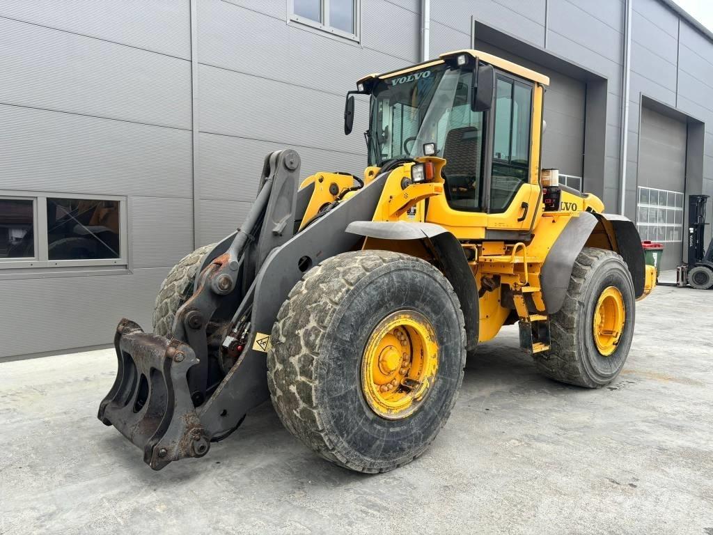 Volvo L 110 F Naudoti ratiniai krautuvai