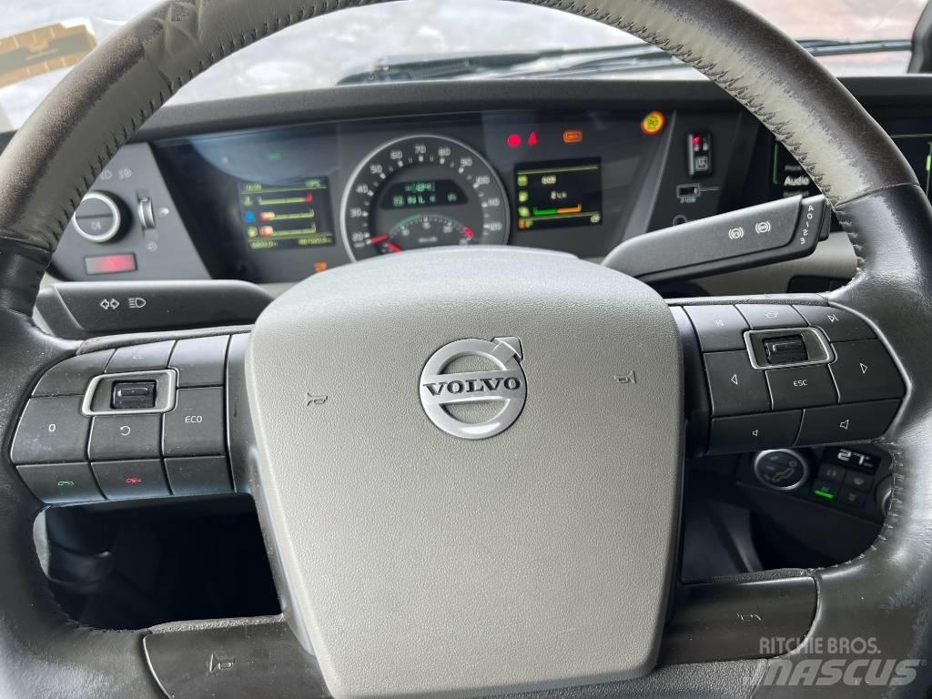 Volvo FH 8*4 Savivarčių priekabų vilkikai