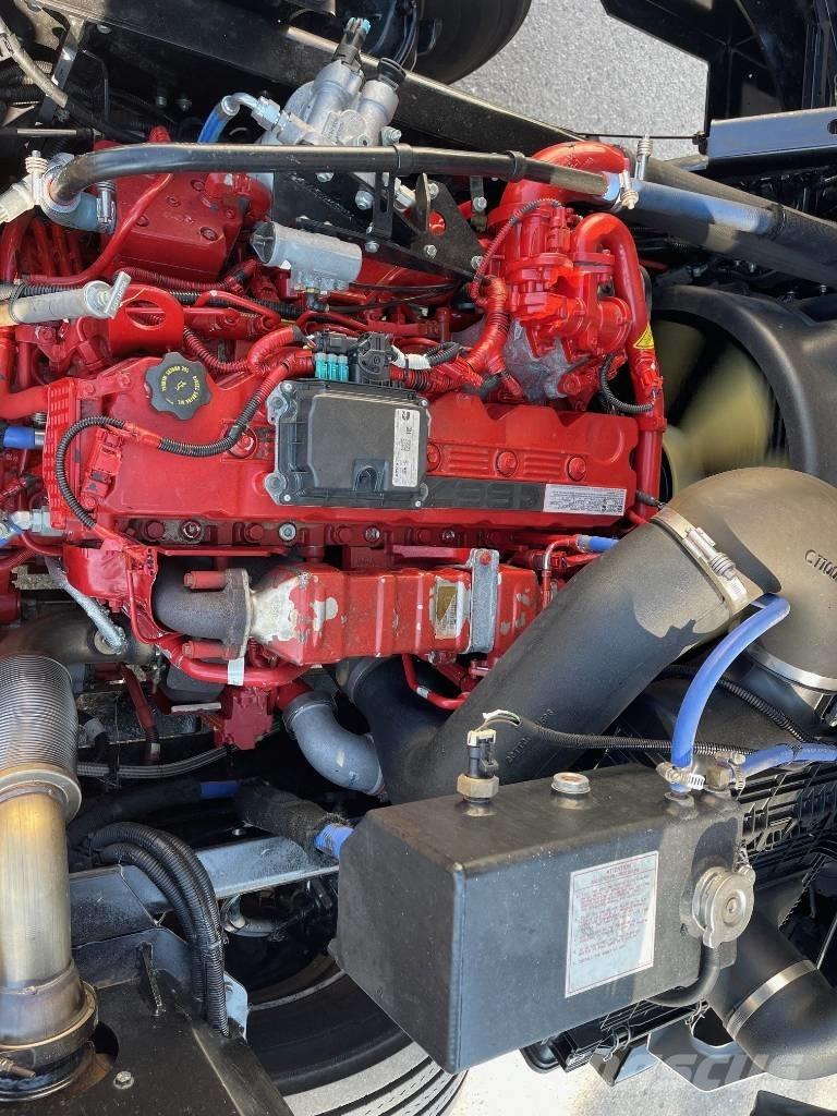 Ottawa T2 Naudoti terminalų vilkikai