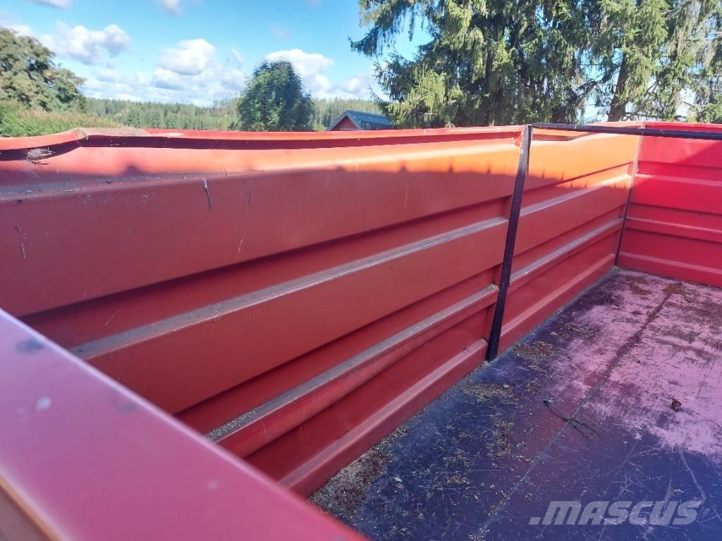 Junkkari 120 Savivartės priekabos