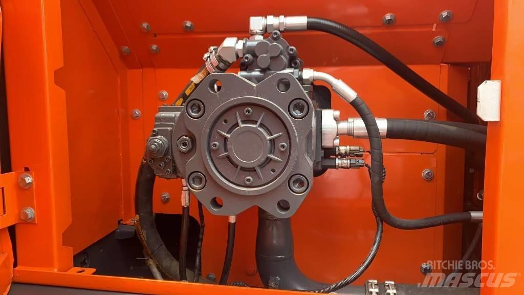 Doosan DX 300 Vikšriniai ekskavatoriai