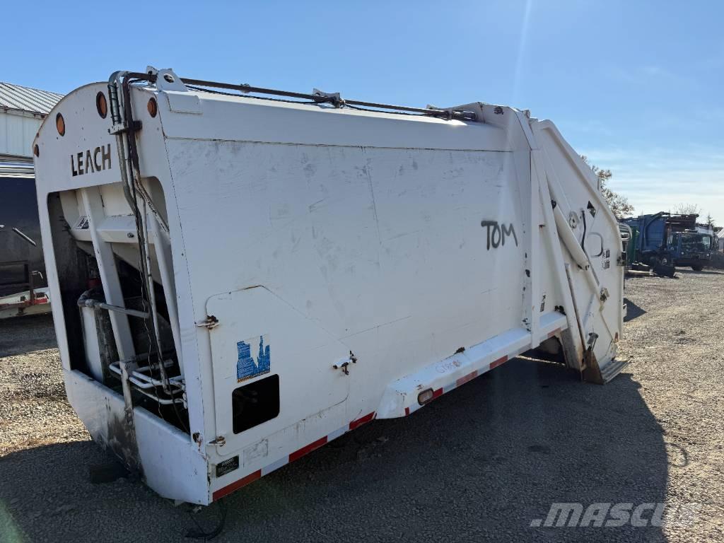 Leach Alpha III Šiukšliavežės