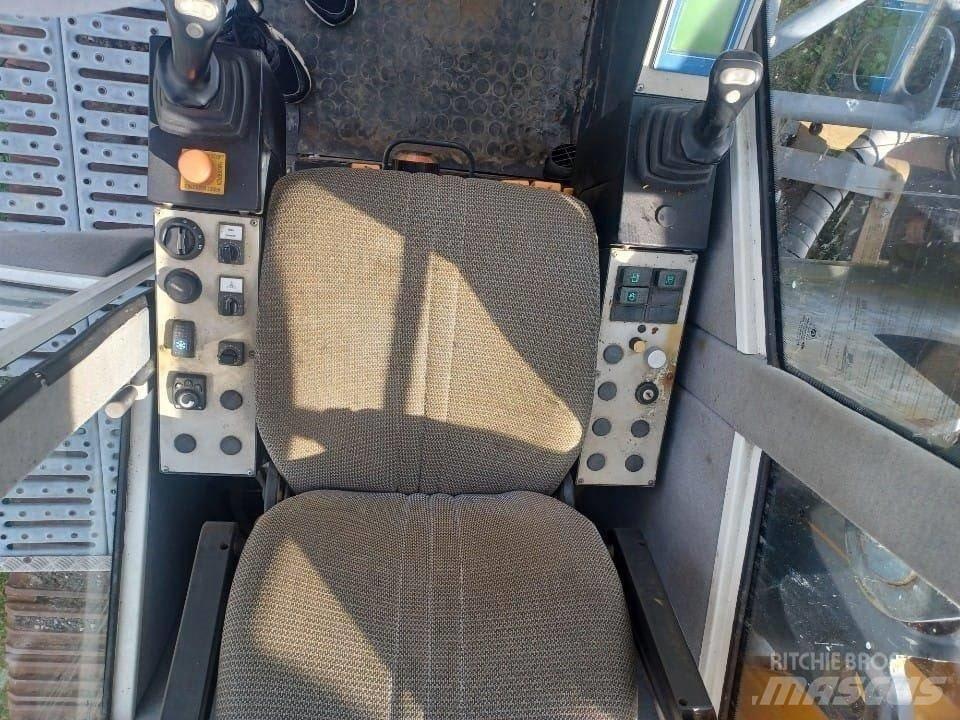 Bauer MC32 Kita gręžimo technika