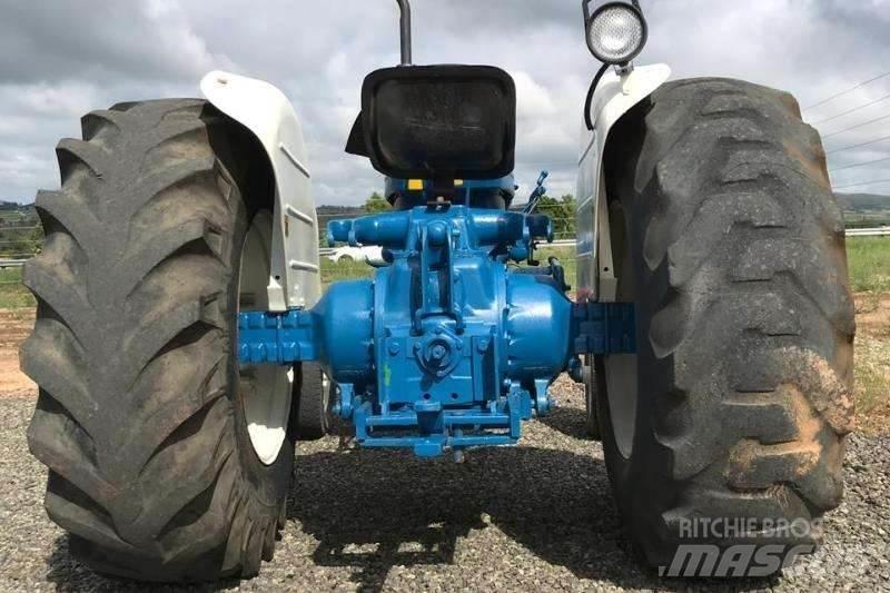 Ford 500 Tractor Traktoriai