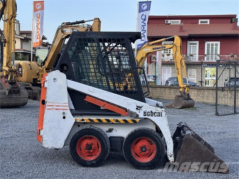 Bobcat 543 Krautuvai su šoniniu pasukimu