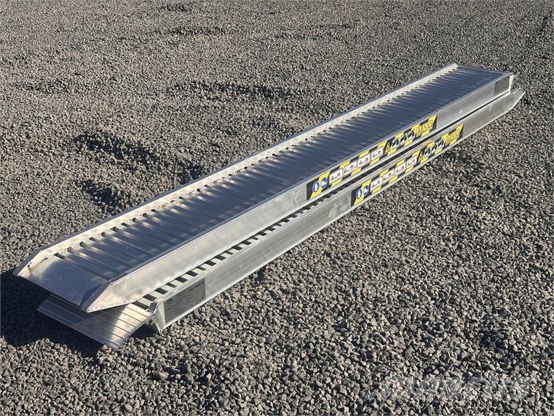  DAMAC RA.100X30 Statyba - Kita