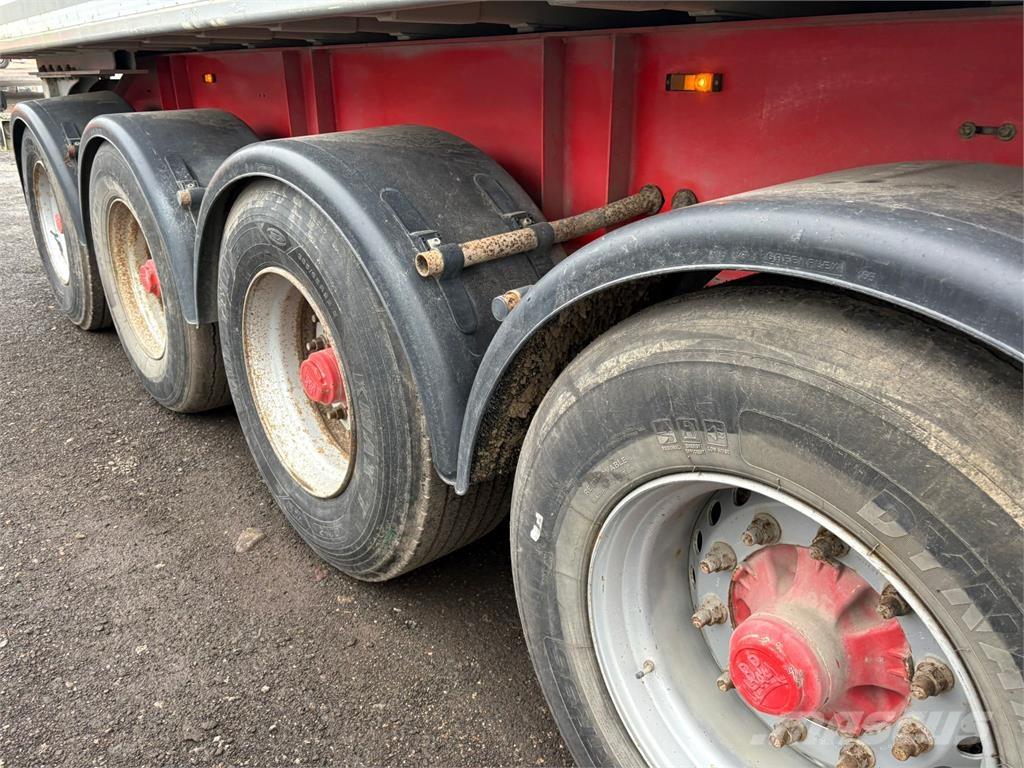 CMT 4aks Tiptrailer Savivartės puspriekabės