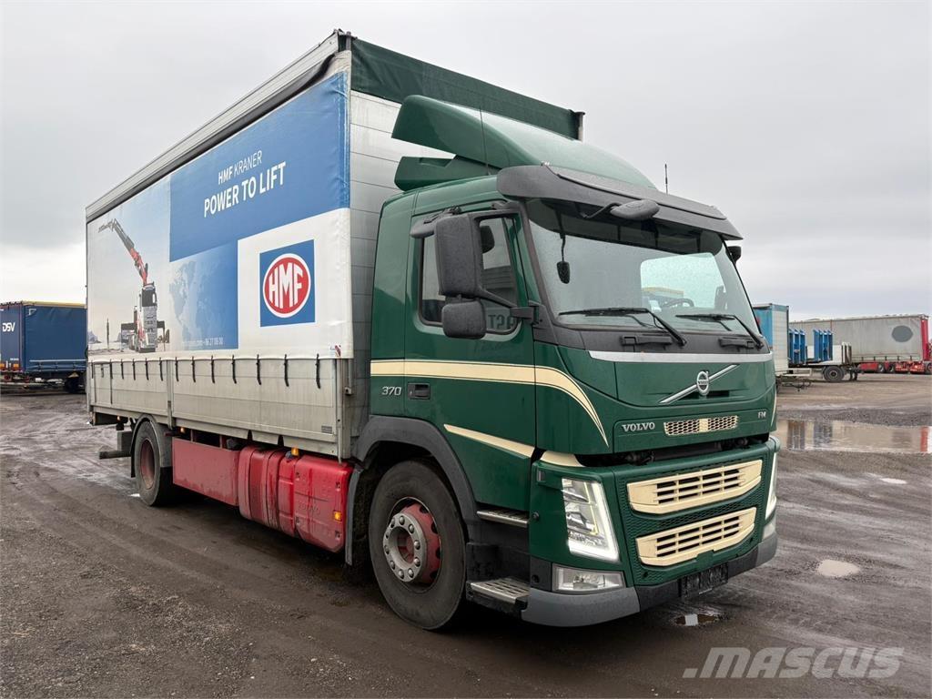Volvo FM370 Fragtlad Priekabos su tentu