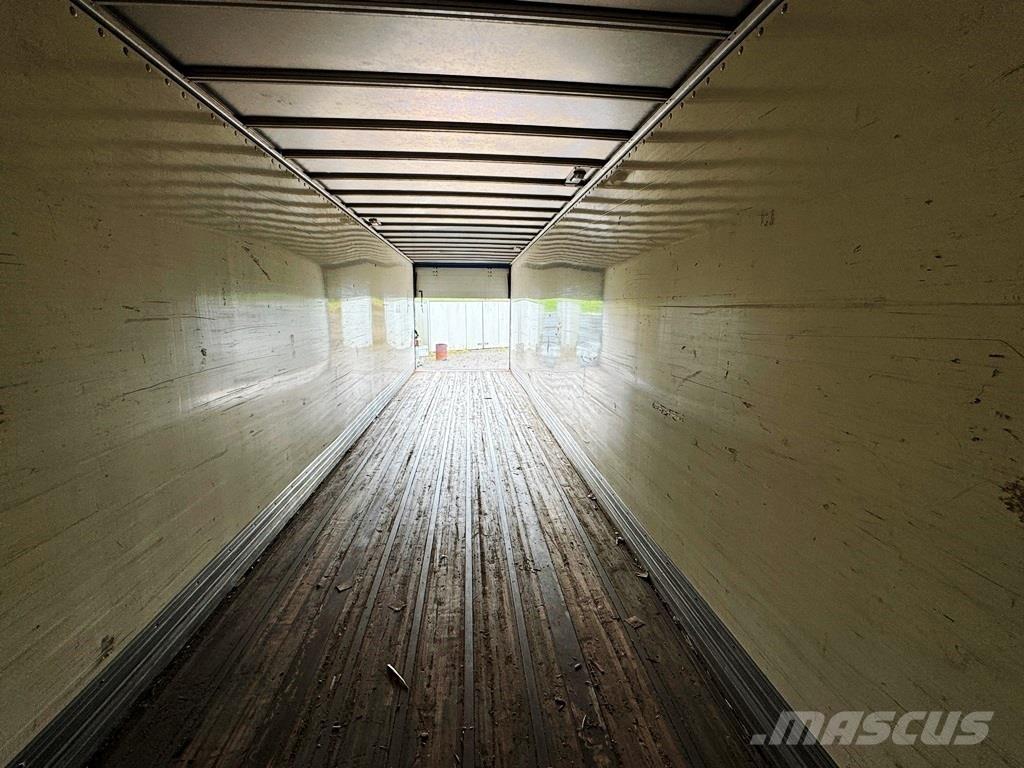 Fruehauf Lift Dengtos puspriekabės