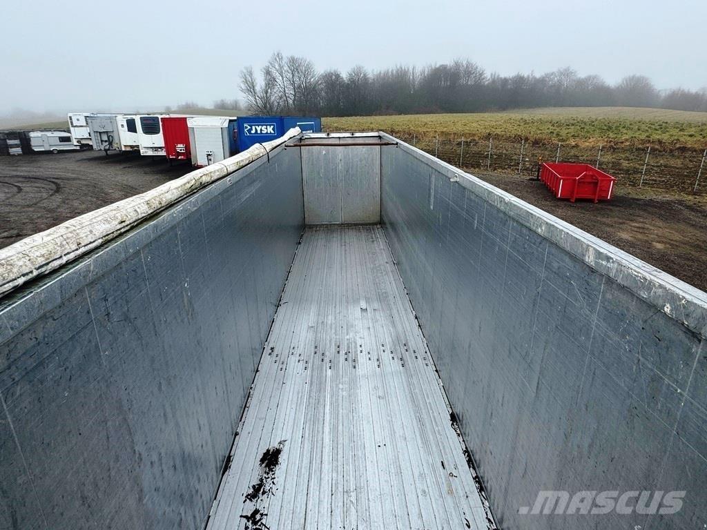 Kel-Berg 4 aksl. Puspriekabės skiedroms vežti