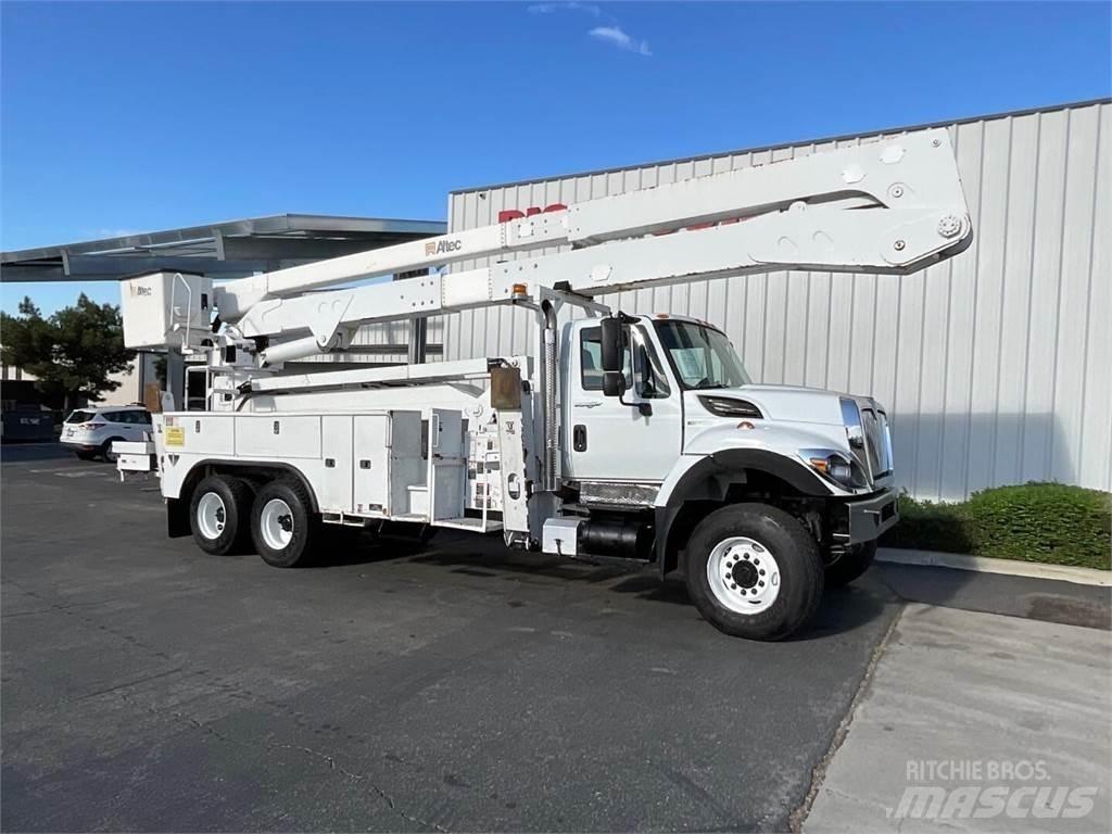 Altec A77TE93 Ant vilkikų montuojamos kėlimo platformos