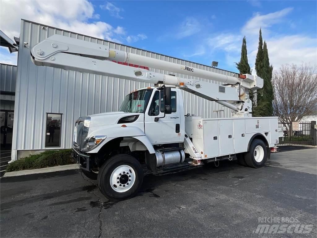 Altec AA755 Ant vilkikų montuojamos kėlimo platformos
