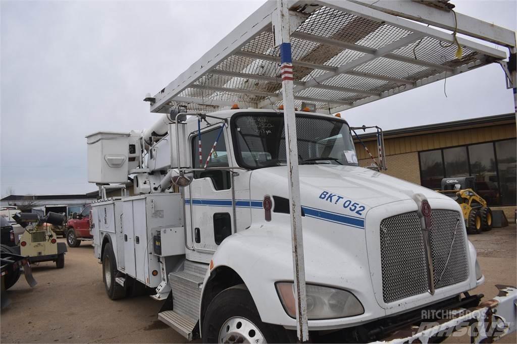 Altec AA755 Ant vilkikų montuojamos kėlimo platformos