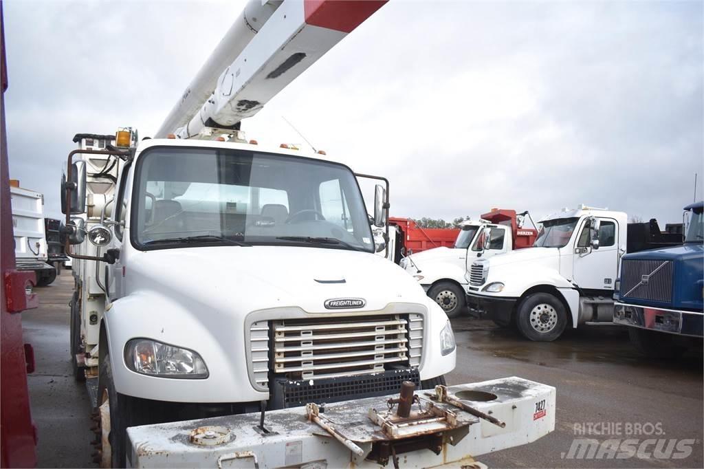 Altec AA755L Ant vilkikų montuojamos kėlimo platformos
