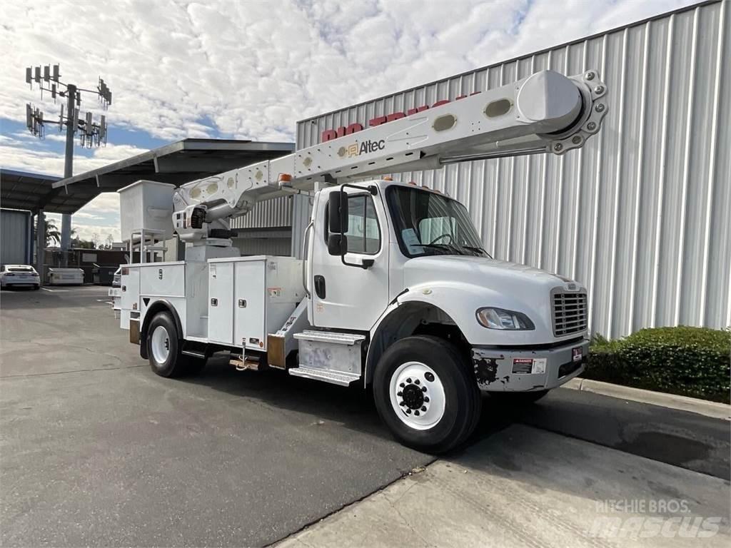 Altec AM55 Ant vilkikų montuojamos kėlimo platformos