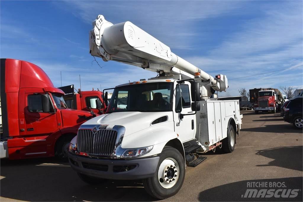 Altec AM55E Ant vilkikų montuojamos kėlimo platformos