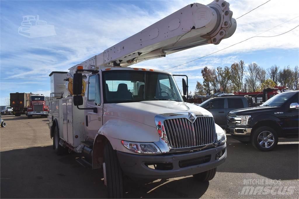 Altec AM55E Ant vilkikų montuojamos kėlimo platformos