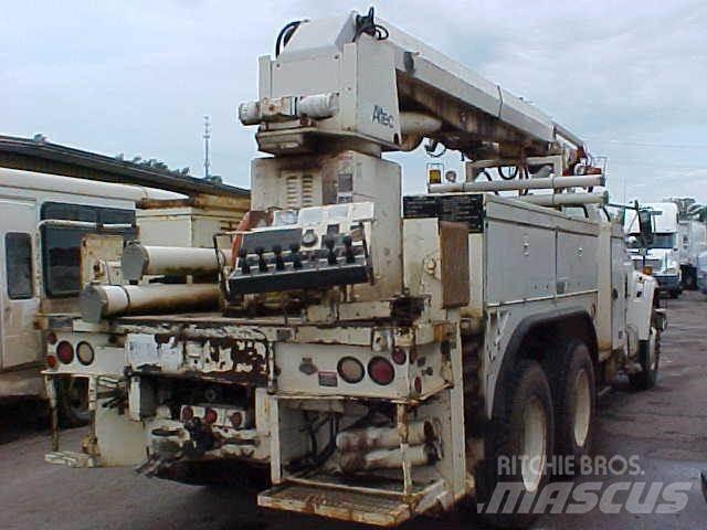 Altec D1000BR Mobilūs gręžimo bokštiniai sunkvežimiai