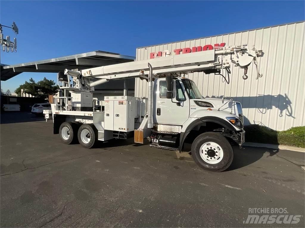 Altec D3060ATR Mobilūs gręžimo bokštiniai sunkvežimiai