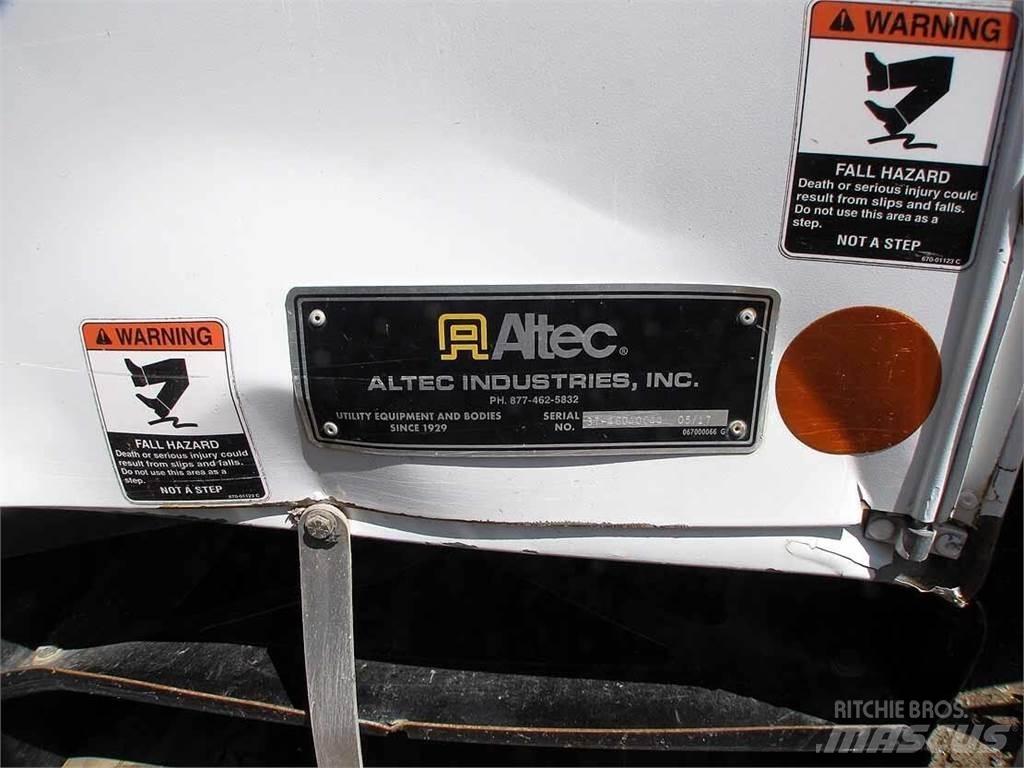 Altec DC47TR Mobilūs gręžimo bokštiniai sunkvežimiai