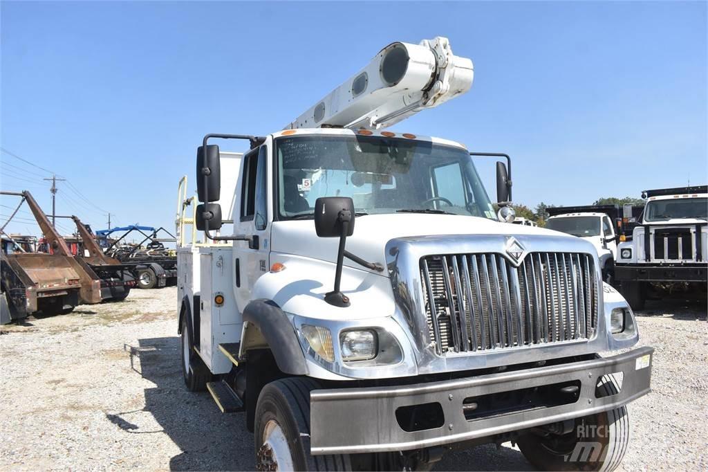 Altec L36A Ant vilkikų montuojamos kėlimo platformos