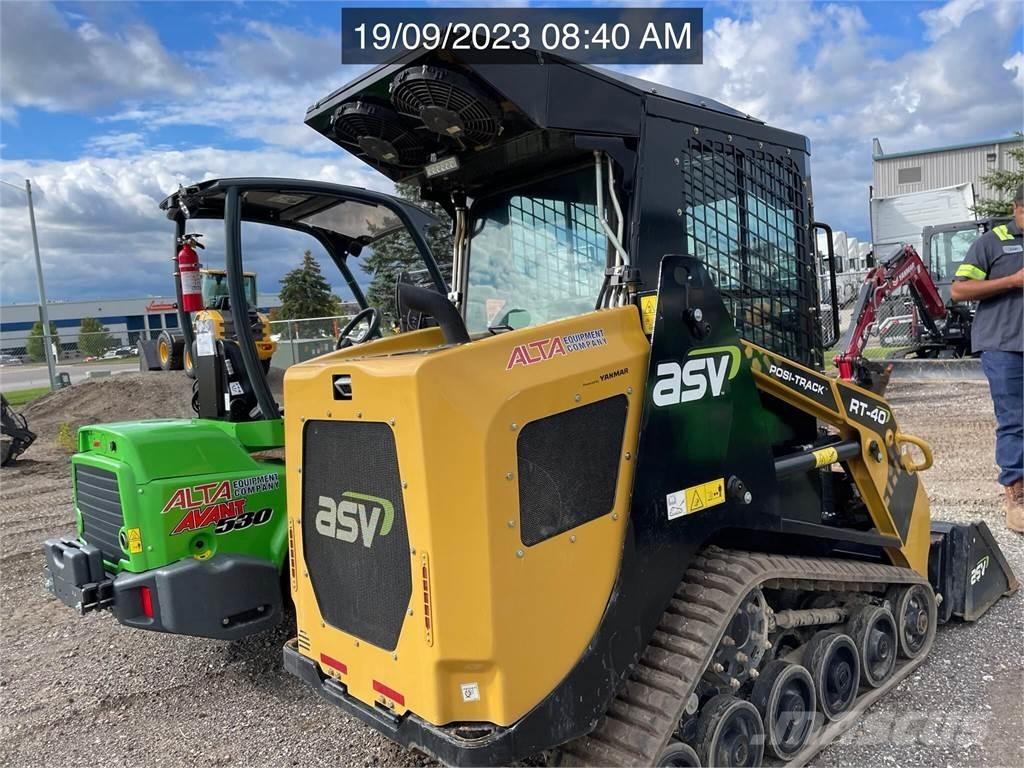 ASV POSI-TRACK RT40 Krautuvai su šoniniu pasukimu