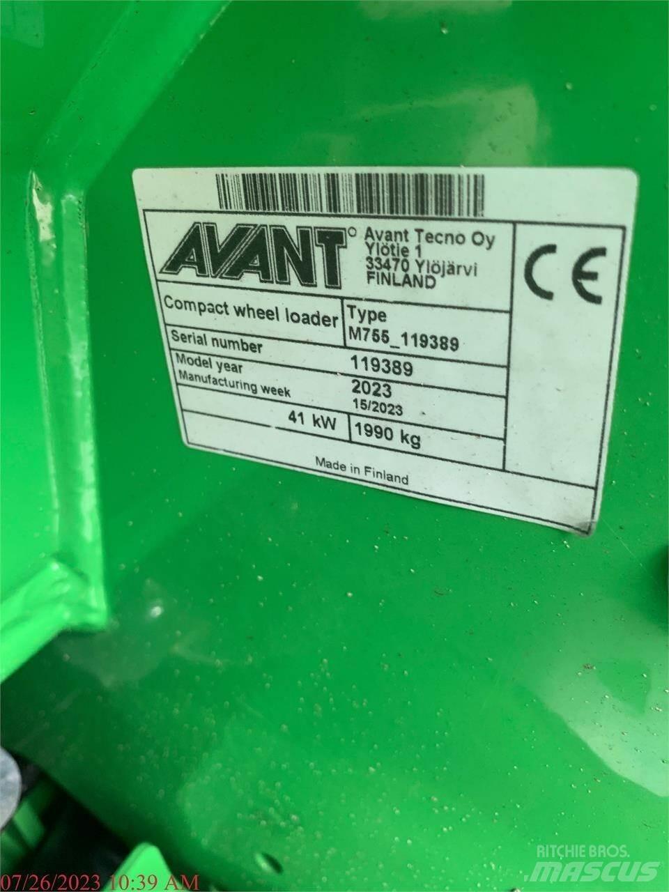 Avant 755I Naudoti ratiniai krautuvai