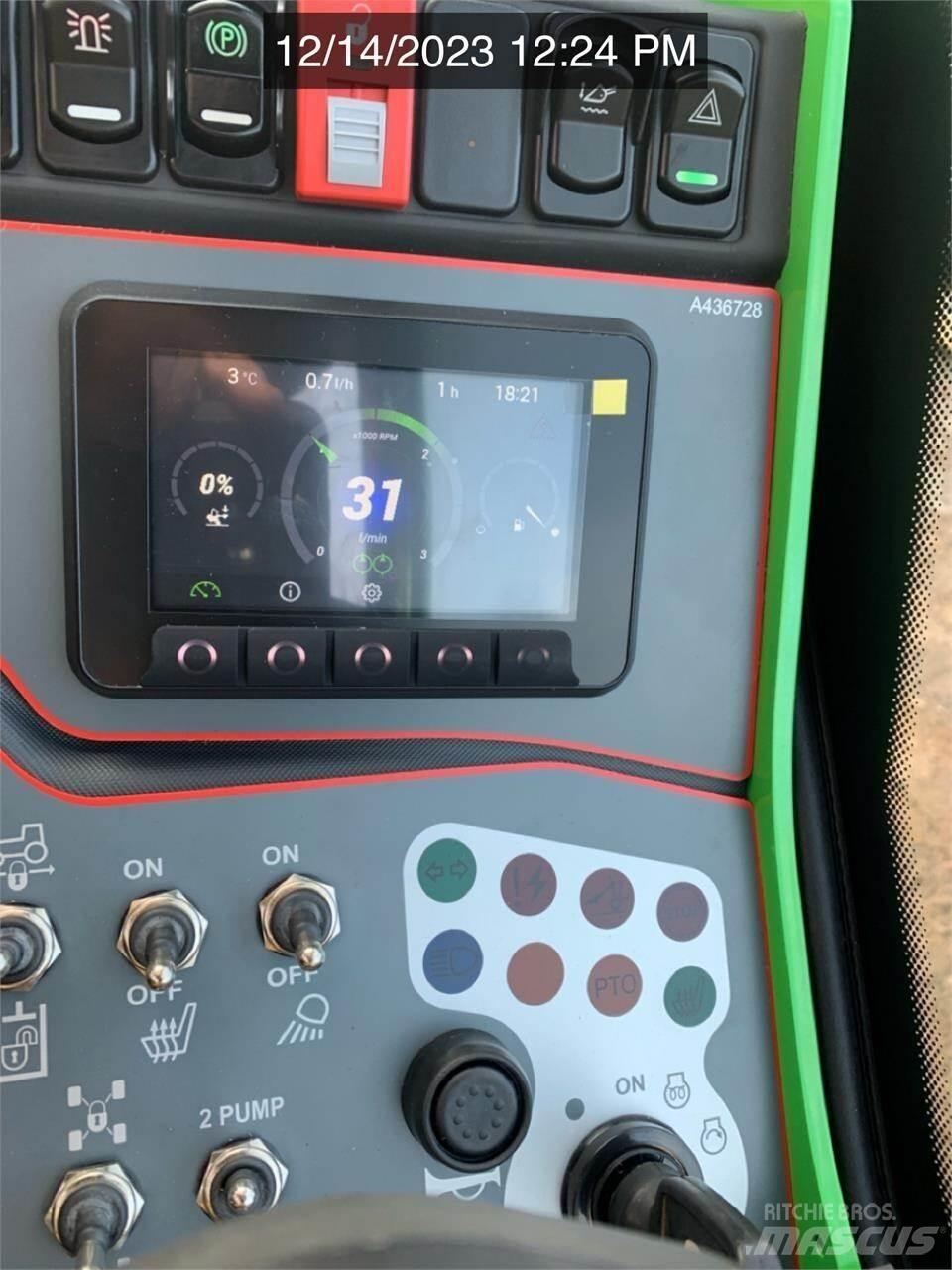 Avant 755I Naudoti ratiniai krautuvai