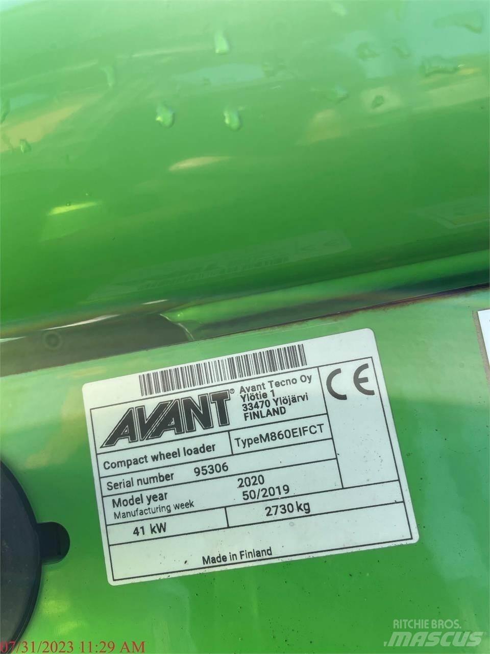 Avant 860I Naudoti ratiniai krautuvai