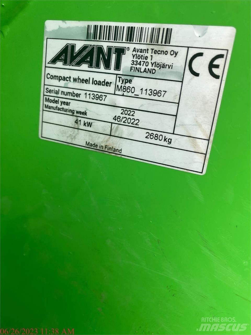 Avant 860I Naudoti ratiniai krautuvai