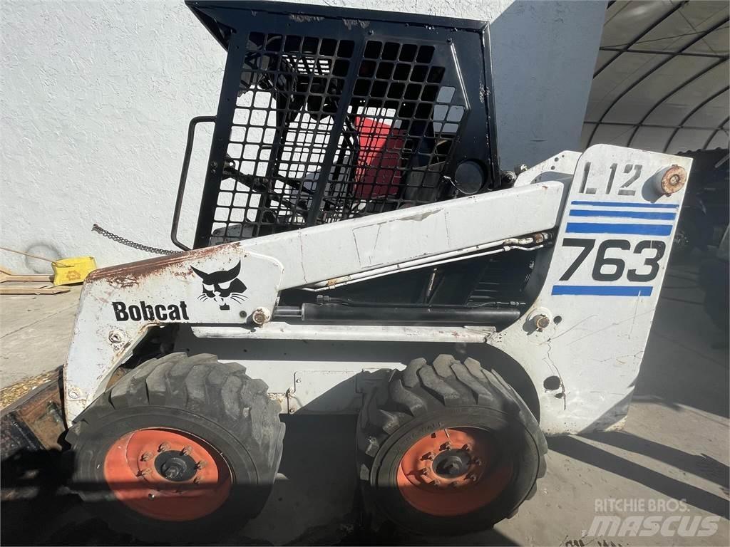 Bobcat 763H Krautuvai su šoniniu pasukimu