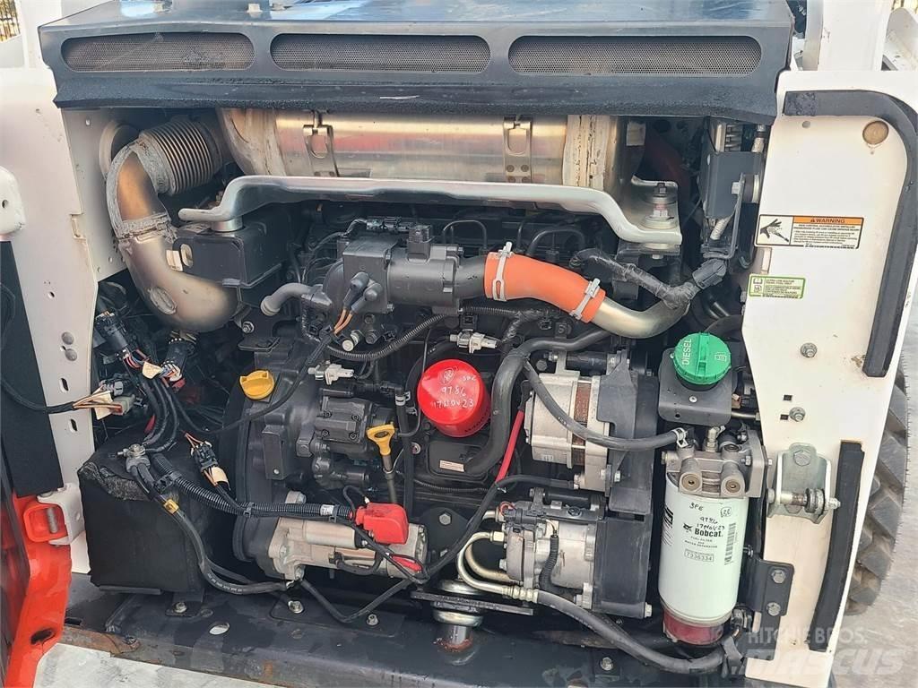 Bobcat S770 Krautuvai su šoniniu pasukimu