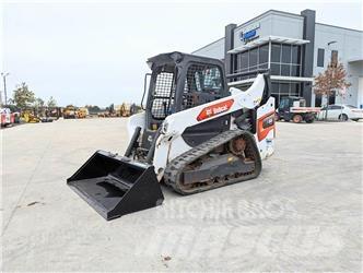 Bobcat T66 Krautuvai su šoniniu pasukimu