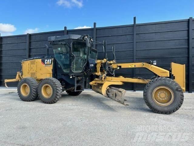 CAT 120 Greideriai