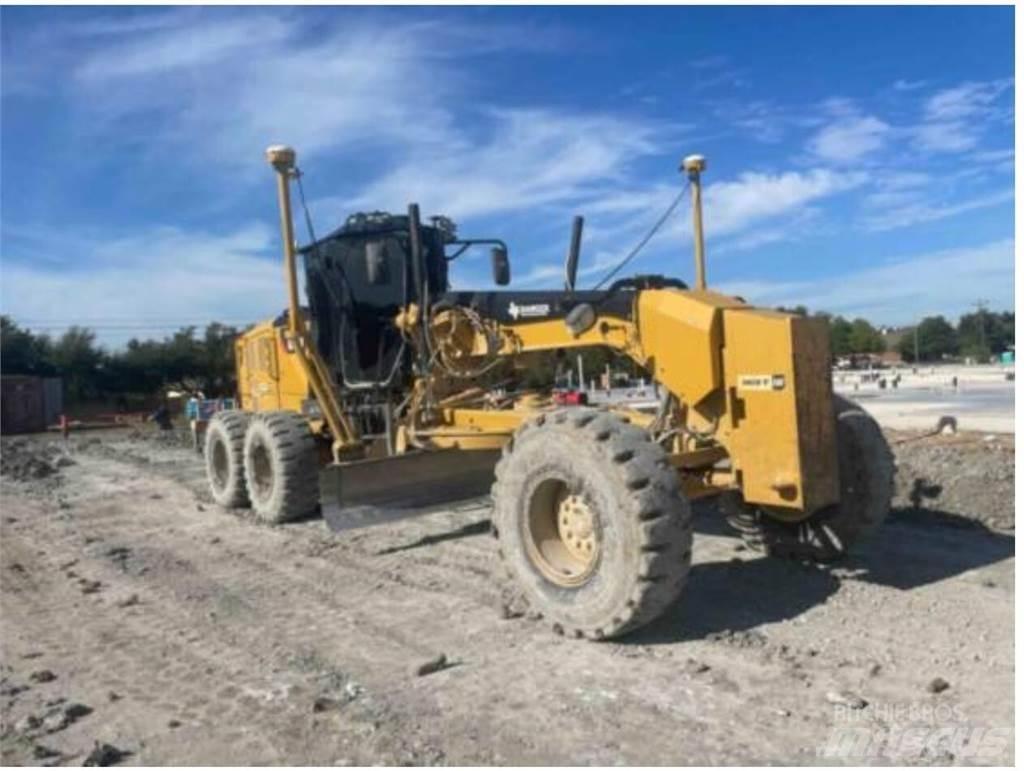 CAT 140M3 Greideriai
