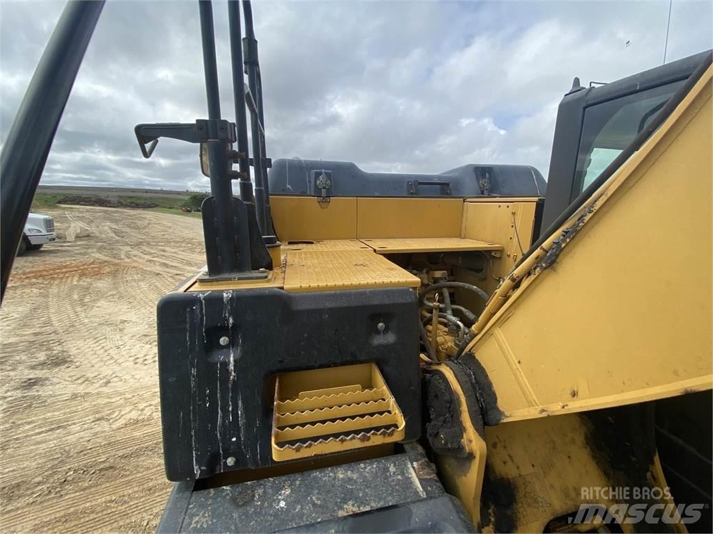 CAT 320E Vikšriniai ekskavatoriai