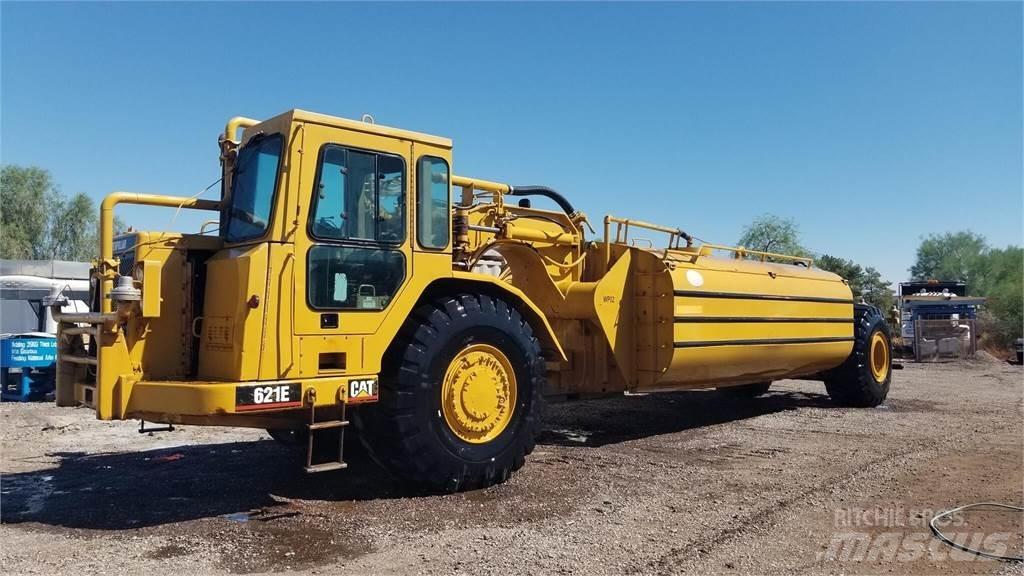CAT 621E Cisternos - priekabos