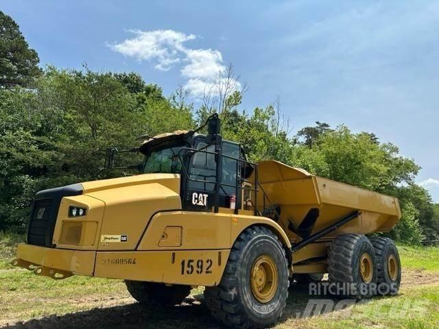 CAT 745 Karjeriniai savivarčiai