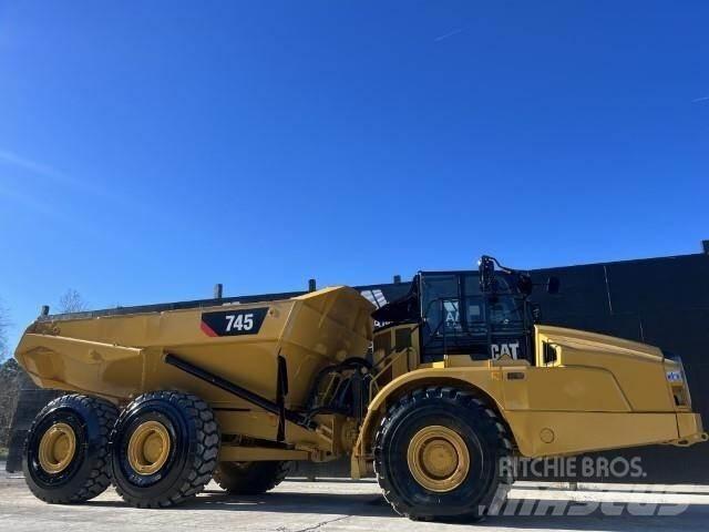 CAT 745 Karjeriniai savivarčiai