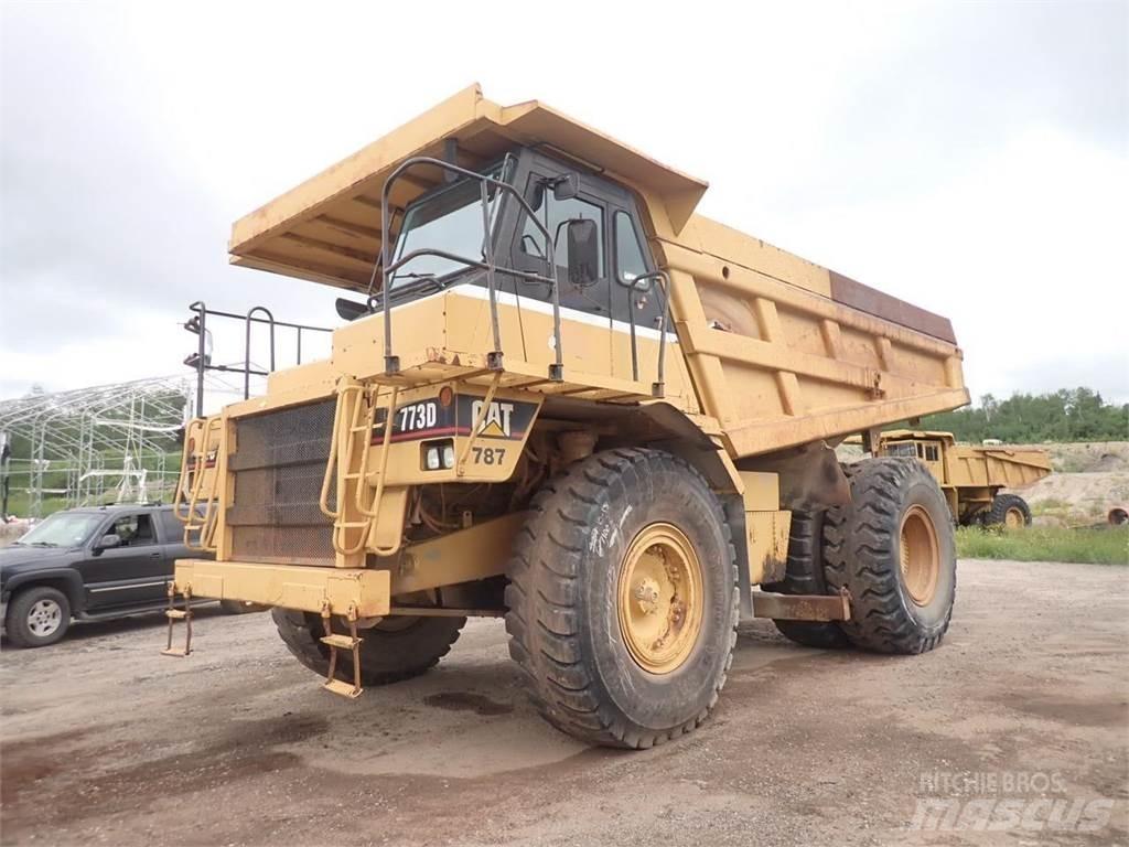 CAT 773D Karjeriniai savivarčiai