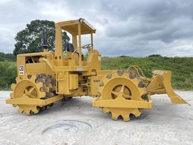 CAT 815 Atliekų presai