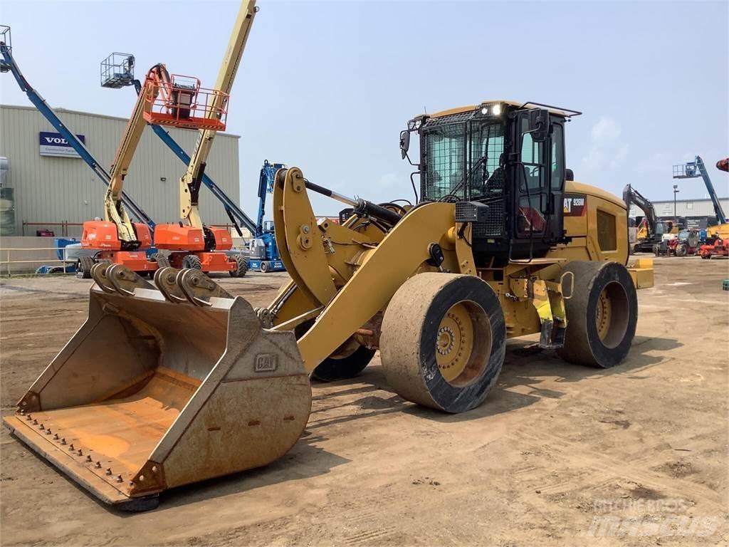 CAT 926M Naudoti ratiniai krautuvai