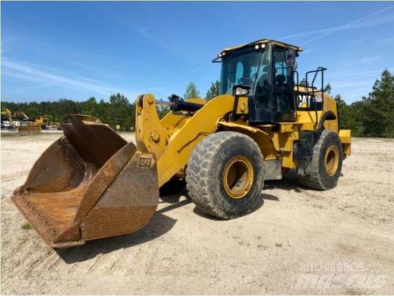 CAT 950M Naudoti ratiniai krautuvai