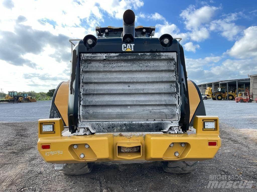 CAT 966M Naudoti ratiniai krautuvai