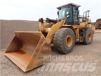CAT 972K Naudoti ratiniai krautuvai