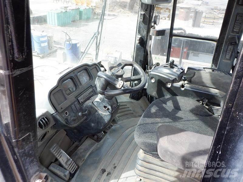 CAT 980G Naudoti ratiniai krautuvai
